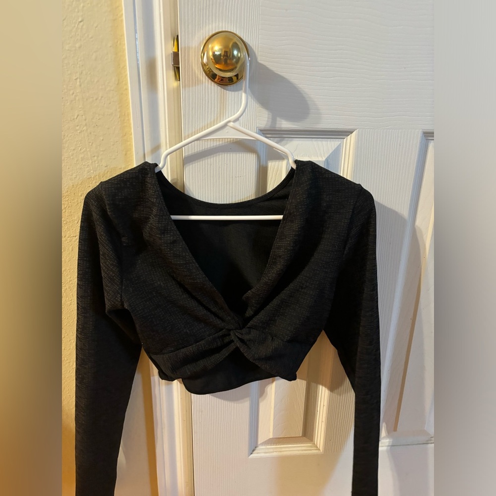 Cropped workout top